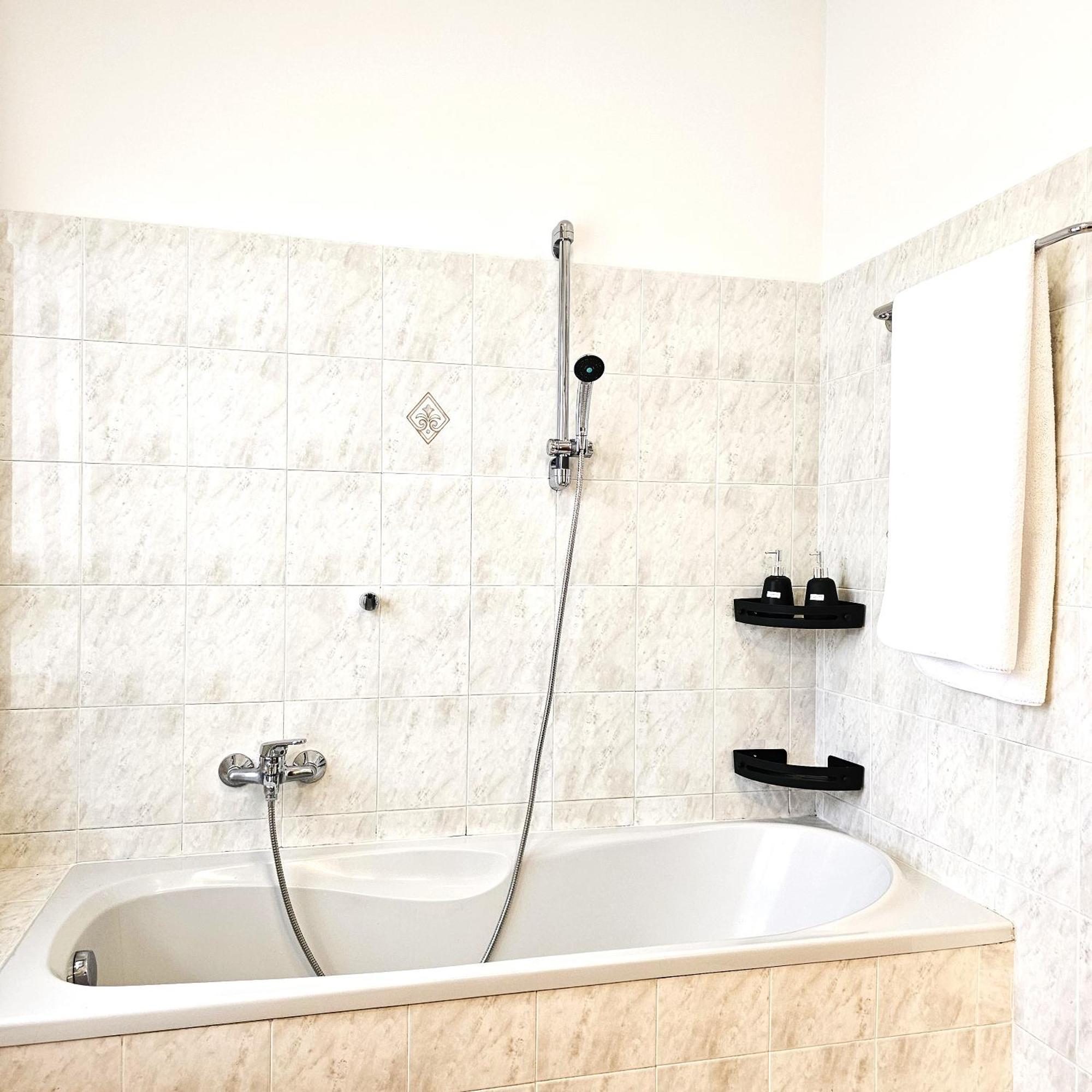 Appartamento Moderno Gallarate Exteriör bild